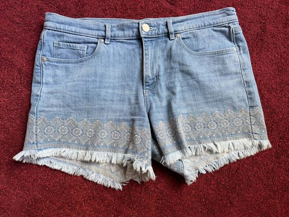 LOFT Made and Loved Embroidered Raw Hem Denim Shorts Size 8